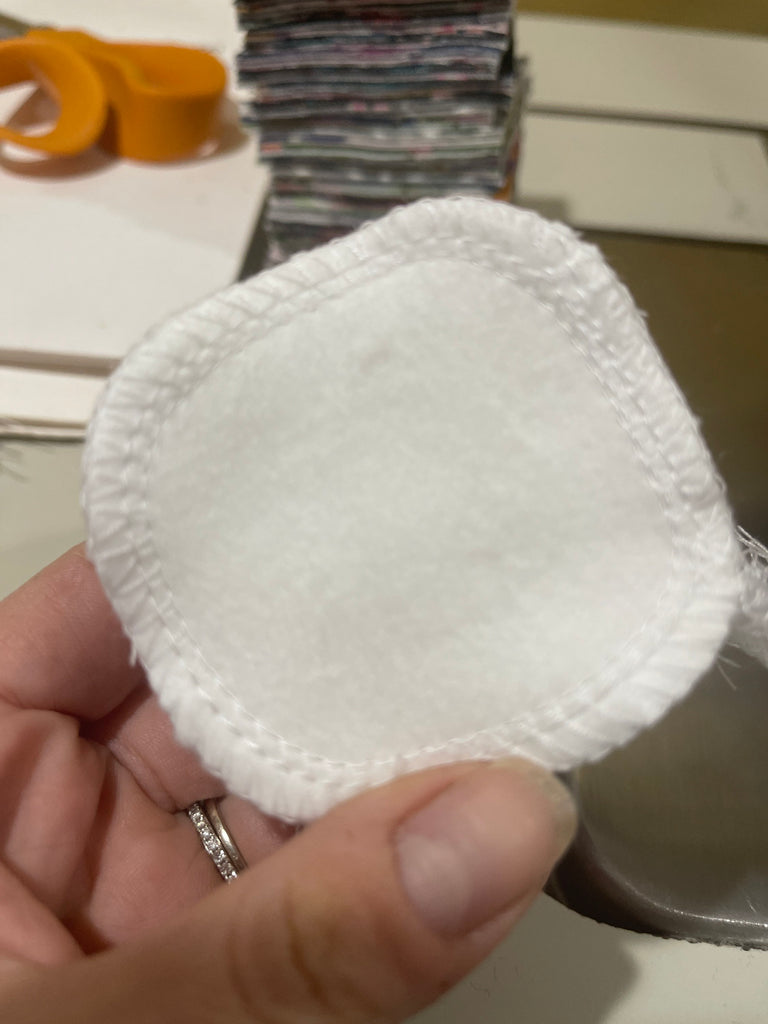 2.25” white reusable cotton facial rounds- set of 20